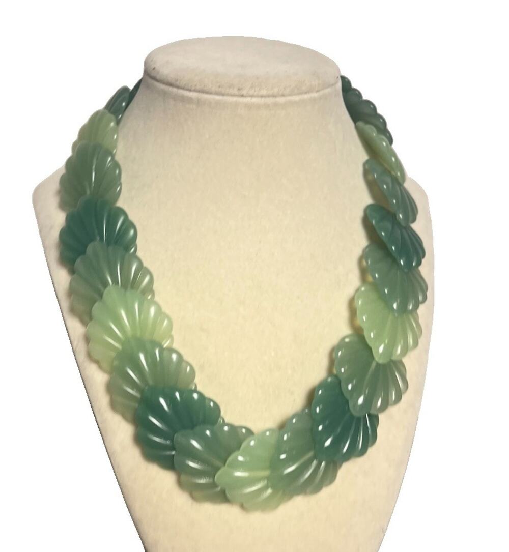 Vintage Green Ombre Lucite Leaf Necklace Choker MCM Estate Retro Boho 18"